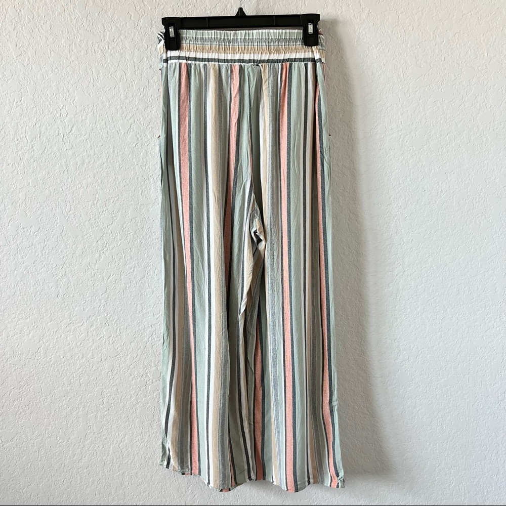 Multi Color Cropped Pant - Picture 3 of 5